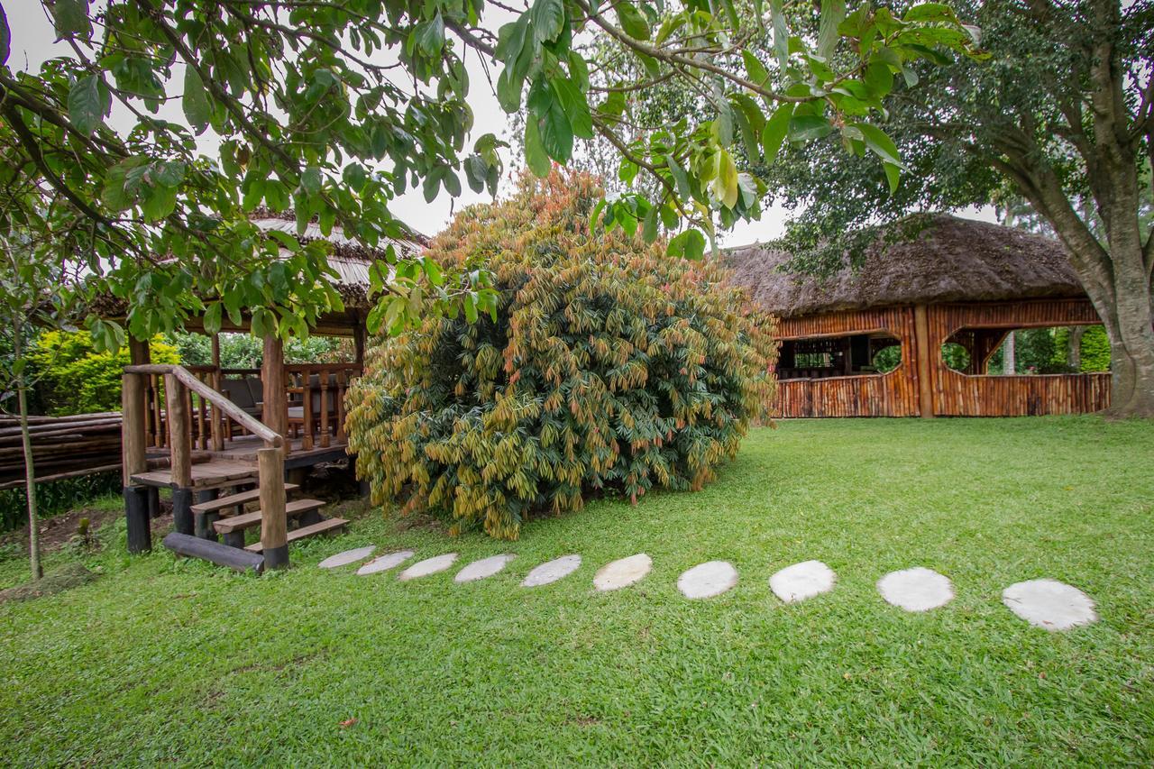Tuzza Hotel Bushenyi Exterior photo