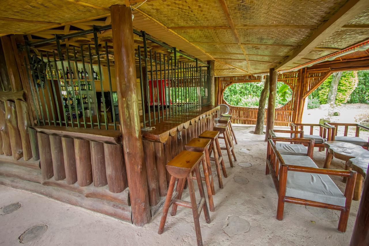 Tuzza Hotel Bushenyi Exterior photo