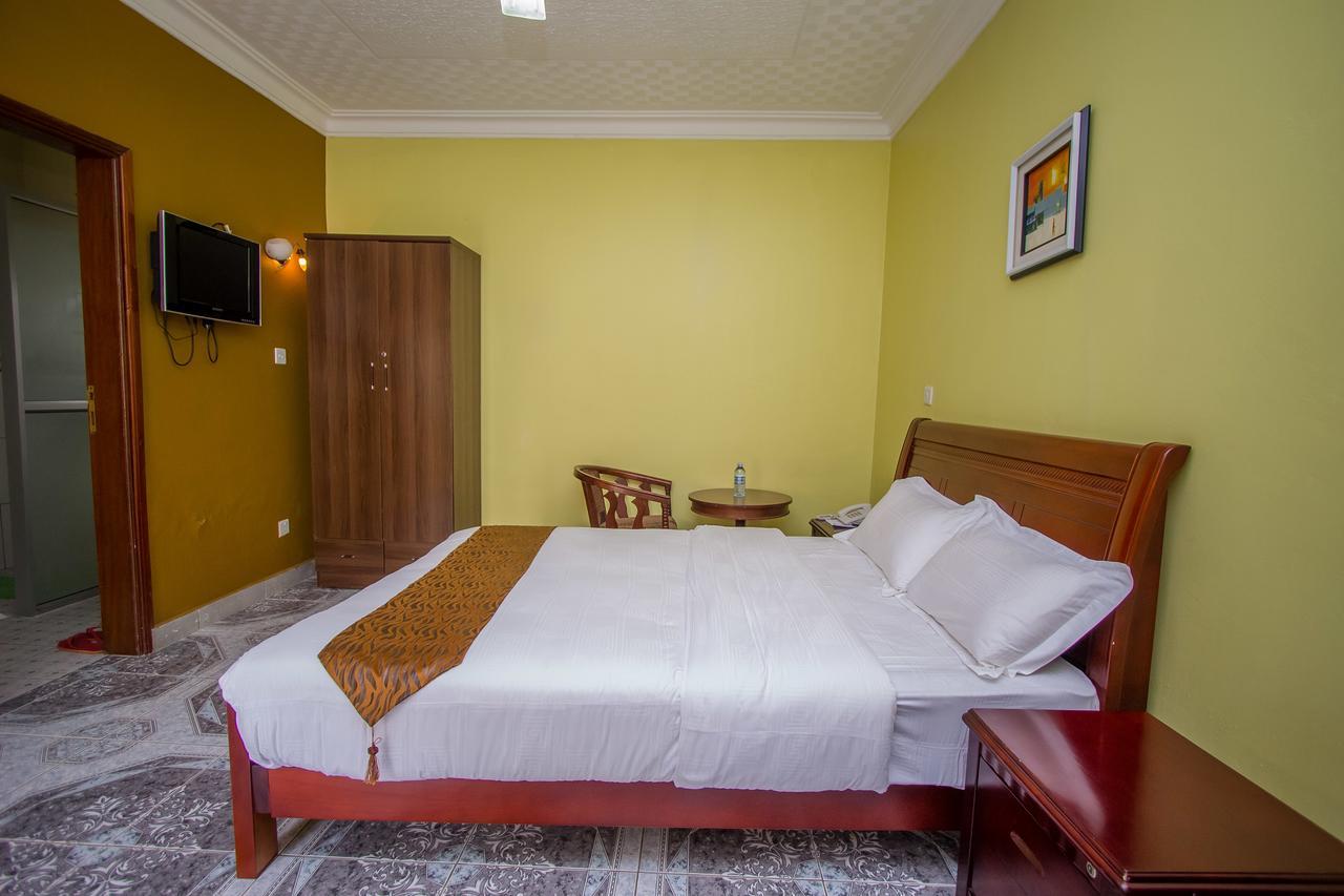Tuzza Hotel Bushenyi Exterior photo