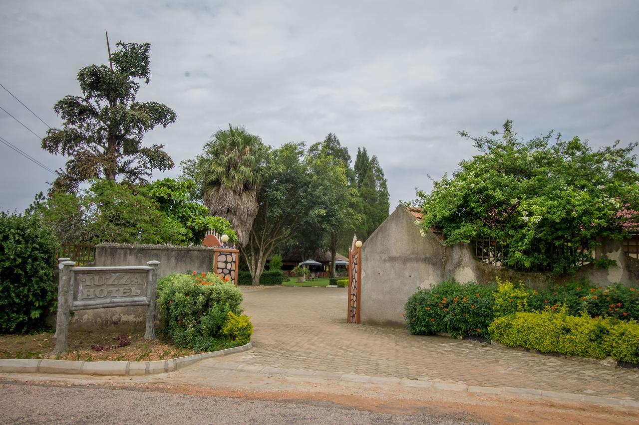 Tuzza Hotel Bushenyi Exterior photo