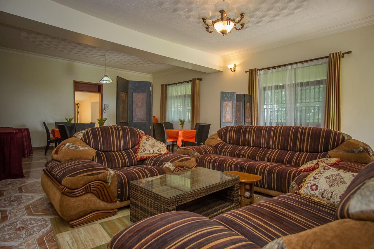 Tuzza Hotel Bushenyi Exterior photo
